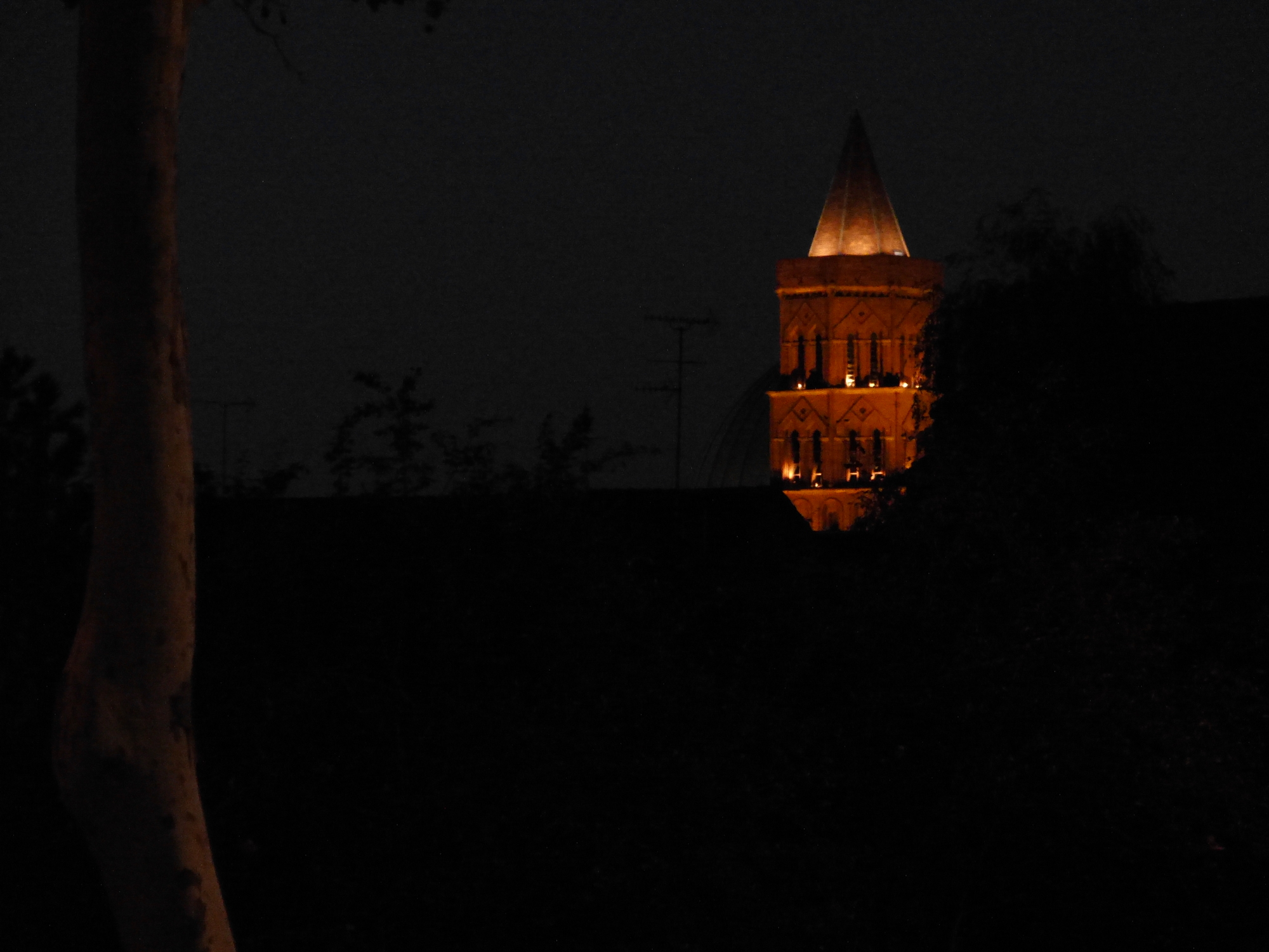 Anonymous churh in St Cyprien by night