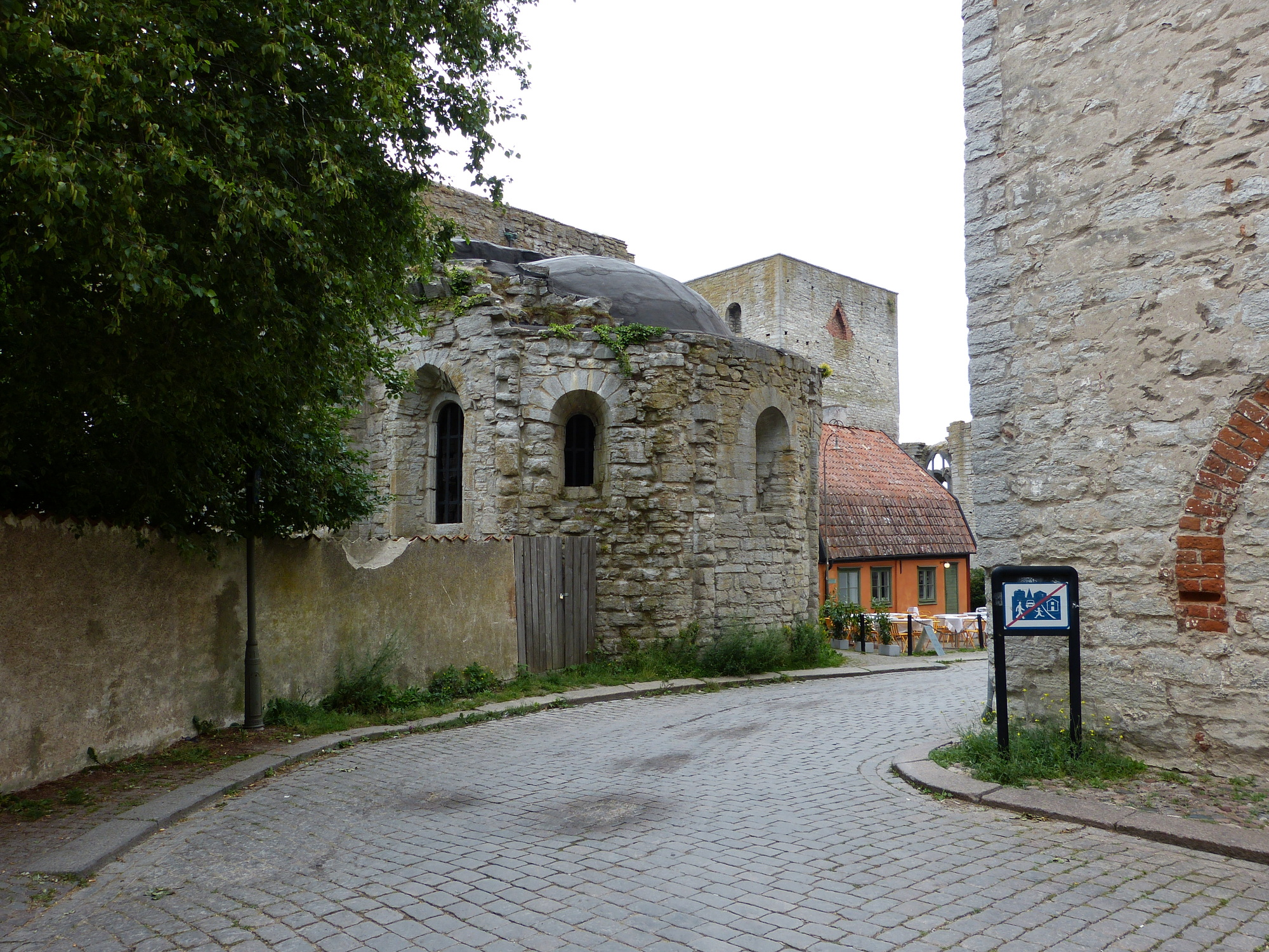 Ruins and rooftops